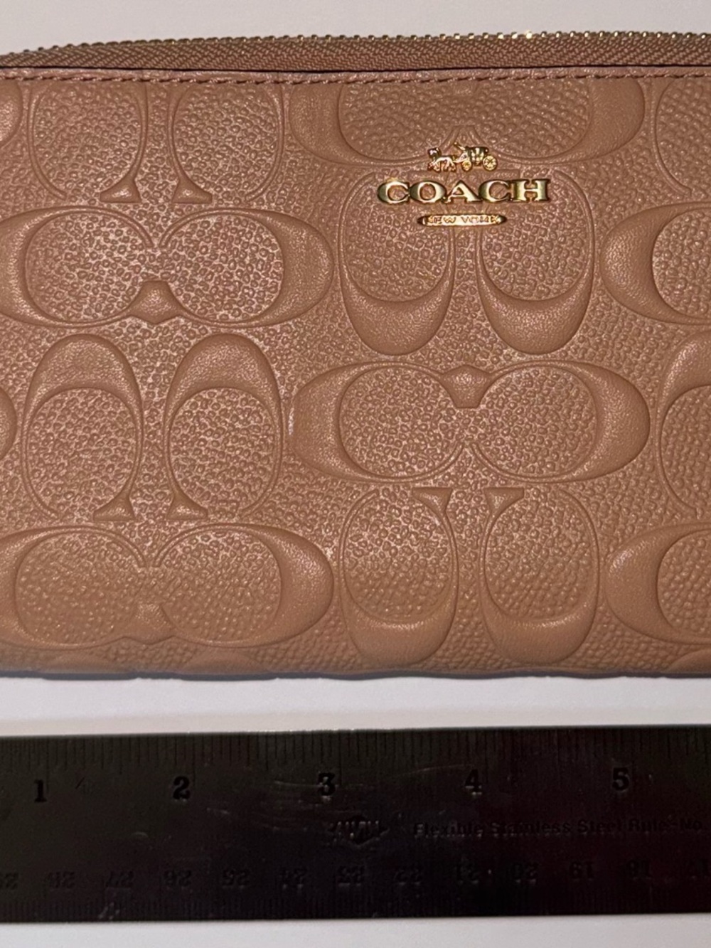 Brand New COACH Embossed Signature Leather Wristlet - Blush
